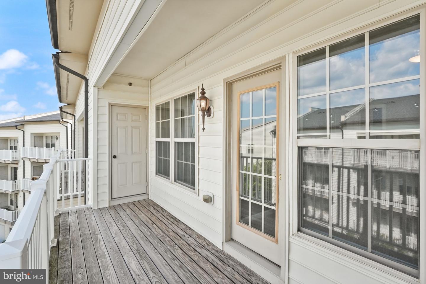 7913 CRESCENT PARK DR, GAINESVILLE, Virginia 20155, 3 Bedrooms Bedrooms, ,2 BathroomsBathrooms,Residential,For sale,7913 CRESCENT PARK DR,VAPW2100046 MLS # VAPW2100046