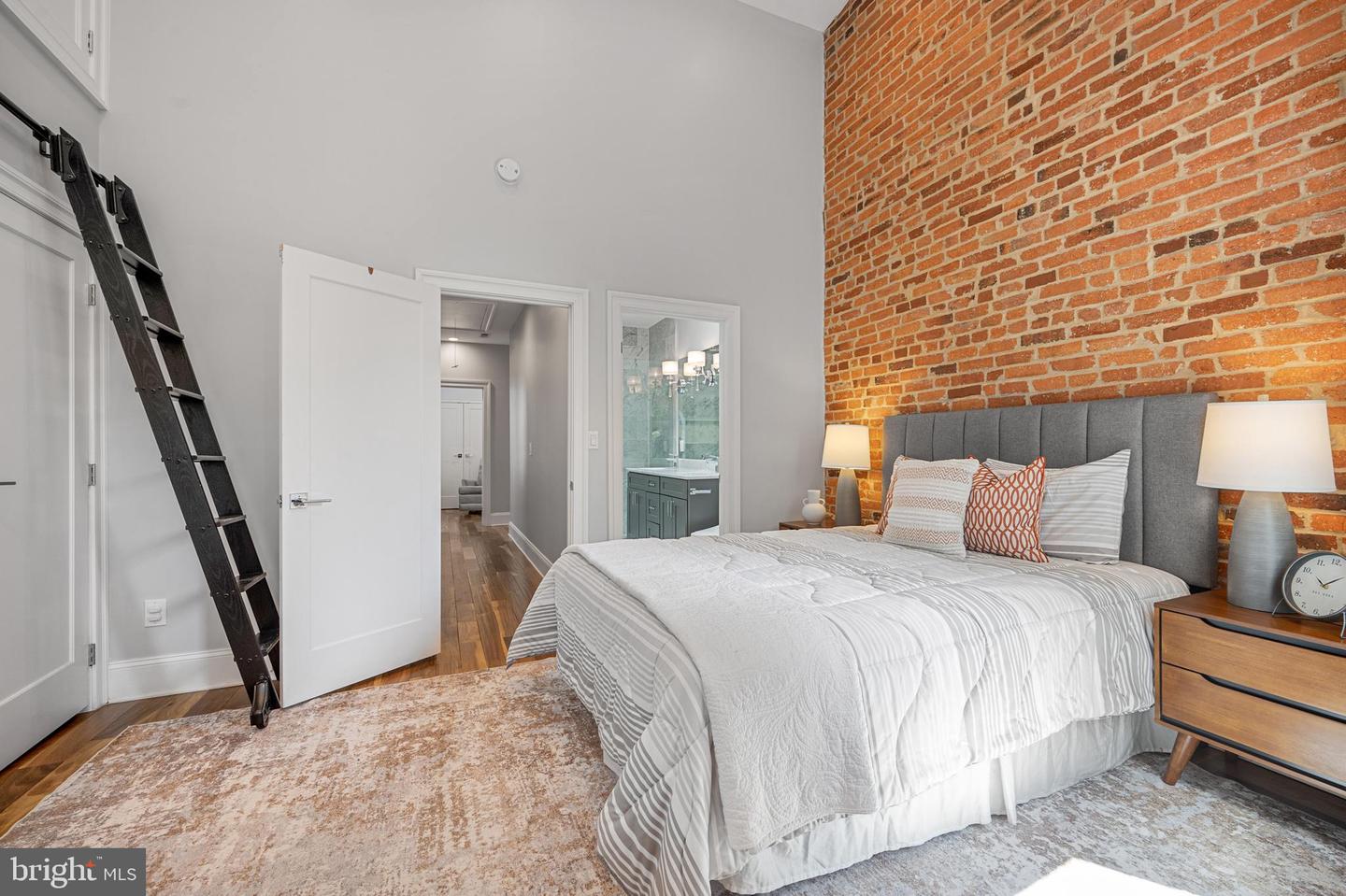 1915 2ND ST NW, WASHINGTON, District Of Columbia 20001, 4 Bedrooms Bedrooms, ,3 BathroomsBathrooms,Residential,For sale,1915 2ND ST NW,DCDC2212466 MLS # DCDC2212466