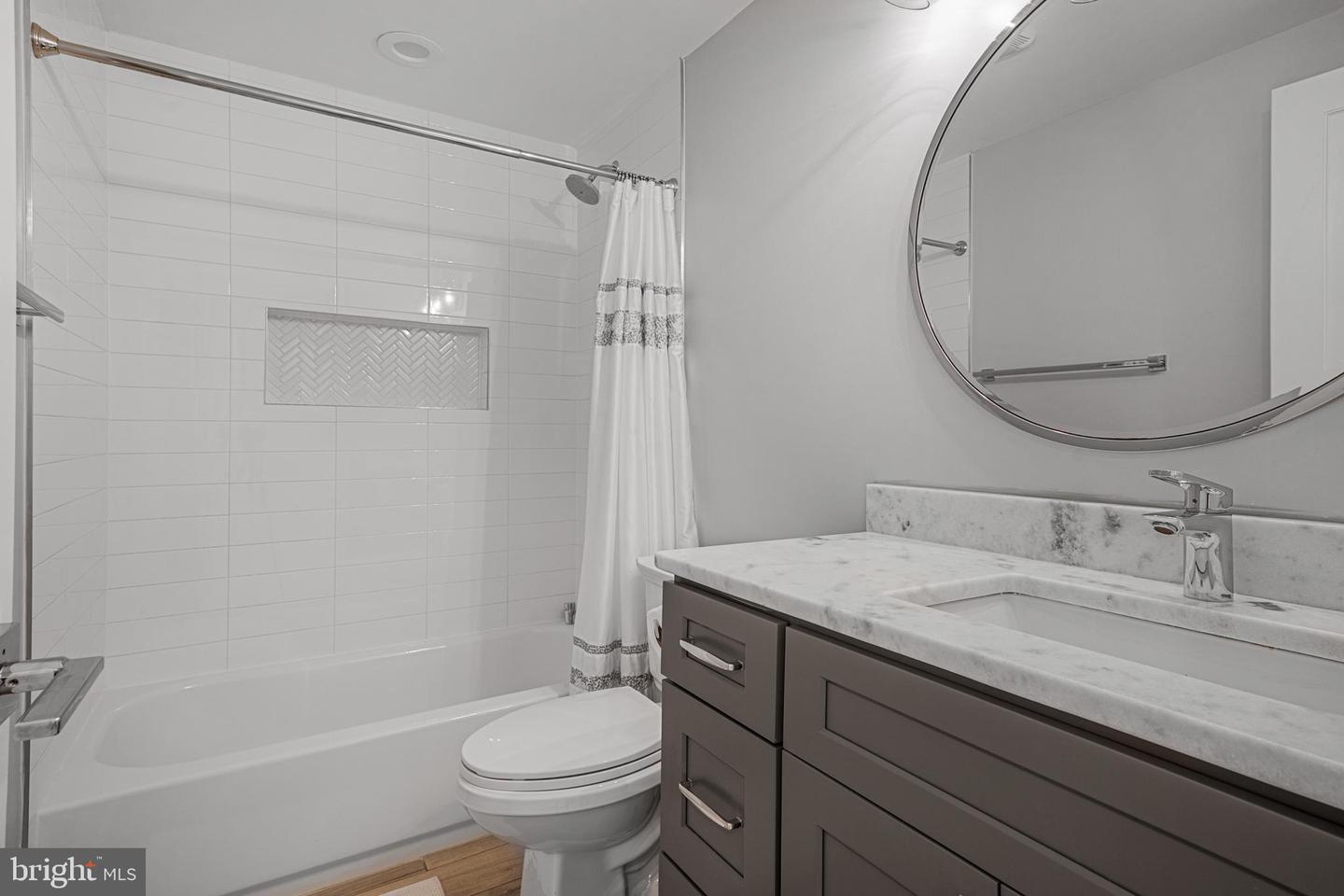 1915 2ND ST NW, WASHINGTON, District Of Columbia 20001, 4 Bedrooms Bedrooms, ,3 BathroomsBathrooms,Residential,For sale,1915 2ND ST NW,DCDC2212466 MLS # DCDC2212466