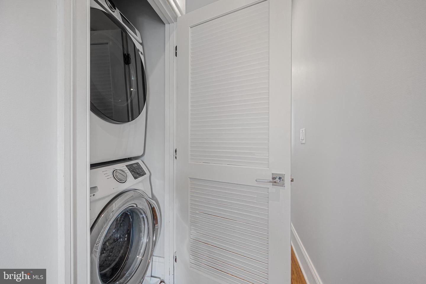 1915 2ND ST NW, WASHINGTON, District Of Columbia 20001, 4 Bedrooms Bedrooms, ,3 BathroomsBathrooms,Residential,For sale,1915 2ND ST NW,DCDC2212466 MLS # DCDC2212466
