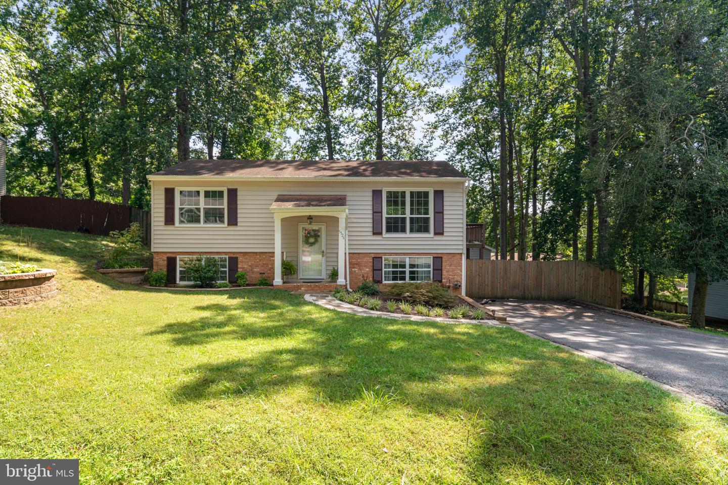 5526 SLATER ST, FREDERICKSBURG, Virginia 22407, 3 Bedrooms Bedrooms, 7 Rooms Rooms,2 BathroomsBathrooms,Residential,For sale,5526 SLATER ST,VASP2034950 MLS # VASP2034950