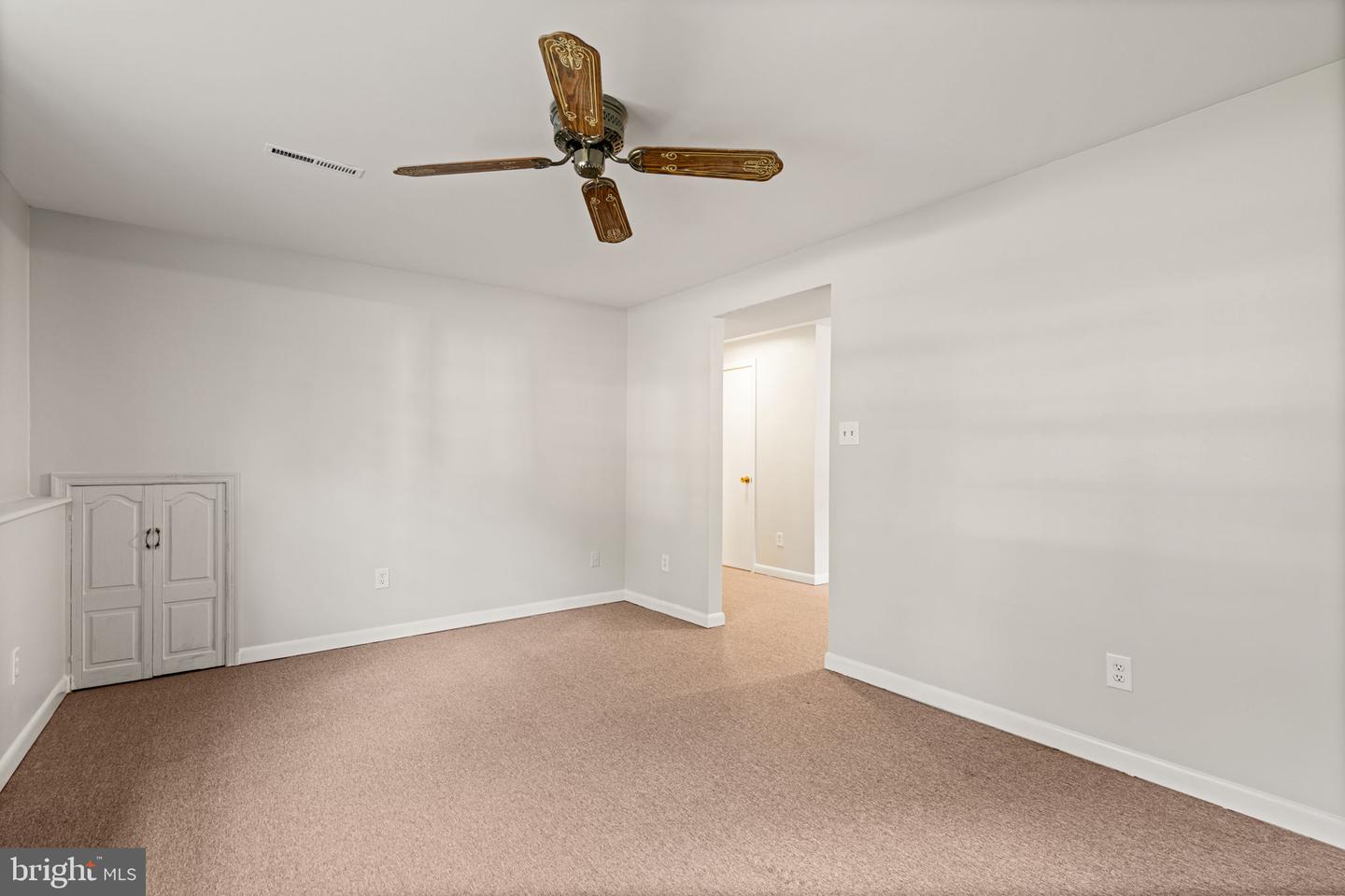 5526 SLATER ST, FREDERICKSBURG, Virginia 22407, 3 Bedrooms Bedrooms, 7 Rooms Rooms,2 BathroomsBathrooms,Residential,For sale,5526 SLATER ST,VASP2034950 MLS # VASP2034950