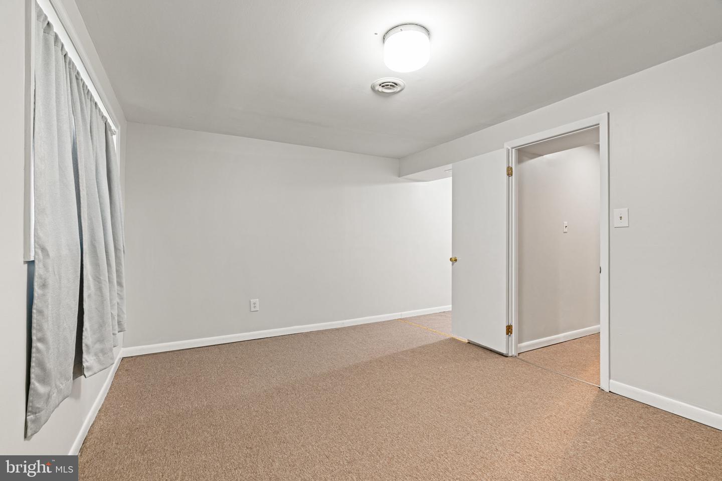 5526 SLATER ST, FREDERICKSBURG, Virginia 22407, 3 Bedrooms Bedrooms, 7 Rooms Rooms,2 BathroomsBathrooms,Residential,For sale,5526 SLATER ST,VASP2034950 MLS # VASP2034950