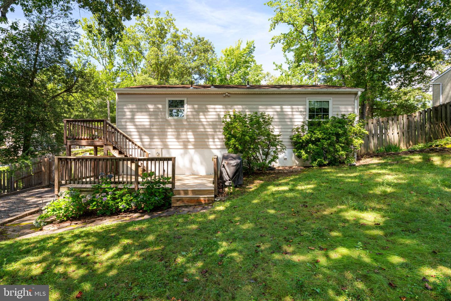 5526 SLATER ST, FREDERICKSBURG, Virginia 22407, 3 Bedrooms Bedrooms, 7 Rooms Rooms,2 BathroomsBathrooms,Residential,For sale,5526 SLATER ST,VASP2034950 MLS # VASP2034950