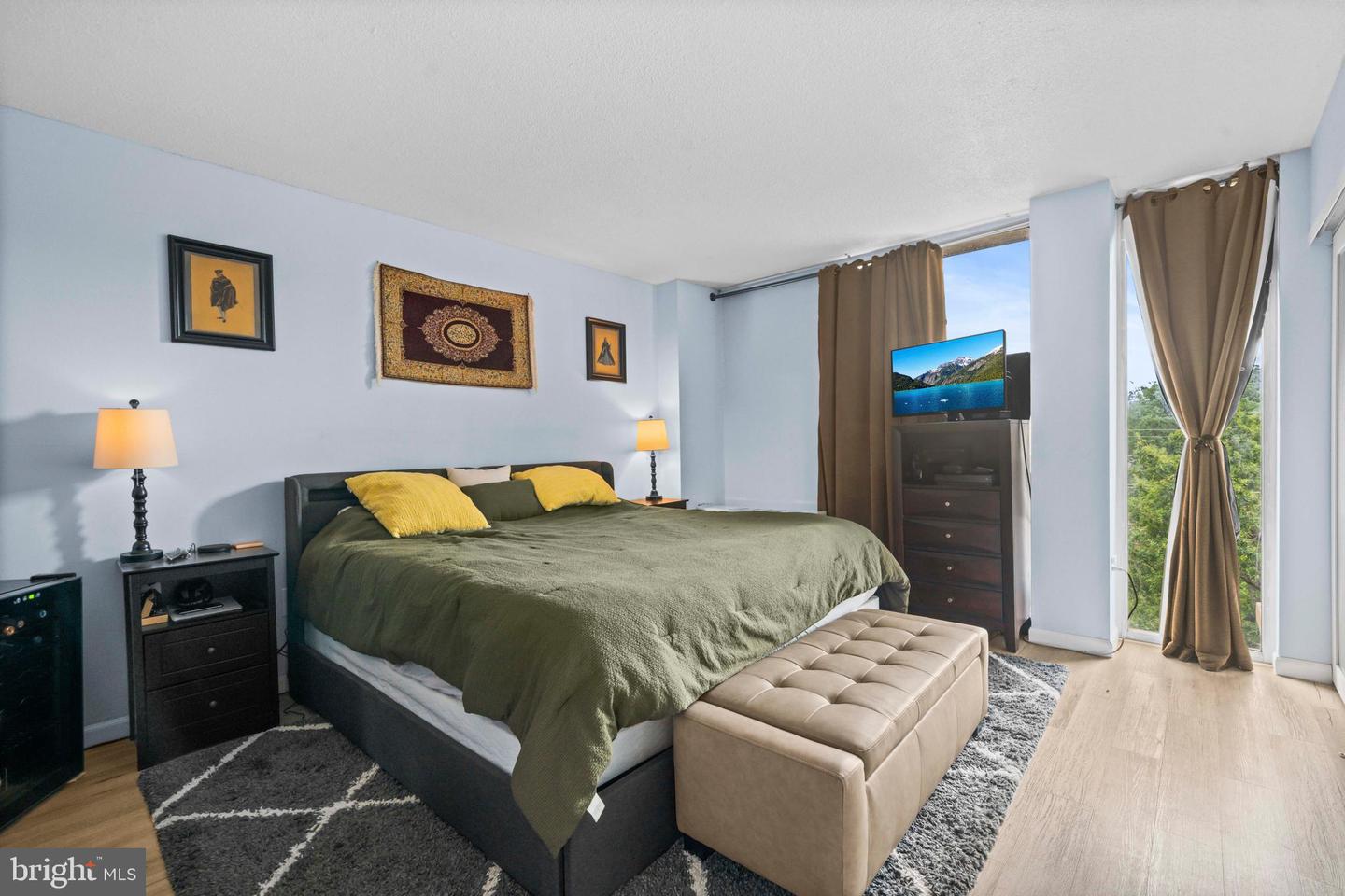 4600 S FOUR MILE RUN DR #707, ARLINGTON, Virginia 22204, 1 Bedroom Bedrooms, ,1 BathroomBathrooms,Residential,For sale,4600 S FOUR MILE RUN DR #707,VAAR2061492 MLS # VAAR2061492