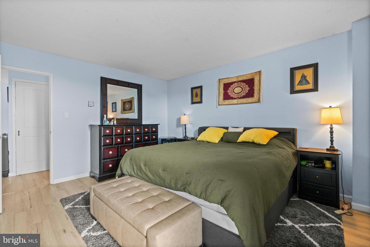 4600 S FOUR MILE RUN DR #707, ARLINGTON, Virginia 22204, 1 Bedroom Bedrooms, ,1 BathroomBathrooms,Residential,For sale,4600 S FOUR MILE RUN DR #707,VAAR2061492 MLS # VAAR2061492
