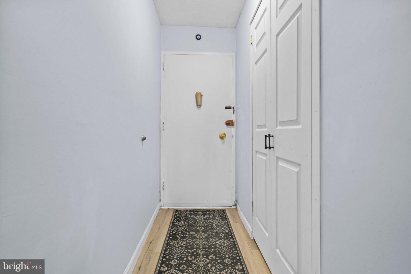 4600 S FOUR MILE RUN DR #707, ARLINGTON, Virginia 22204, 1 Bedroom Bedrooms, ,1 BathroomBathrooms,Residential,For sale,4600 S FOUR MILE RUN DR #707,VAAR2061492 MLS # VAAR2061492