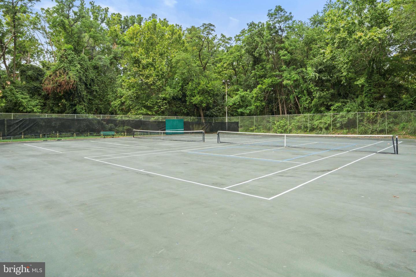 4600 S FOUR MILE RUN DR #707, ARLINGTON, Virginia 22204, 1 Bedroom Bedrooms, ,1 BathroomBathrooms,Residential,For sale,4600 S FOUR MILE RUN DR #707,VAAR2061492 MLS # VAAR2061492