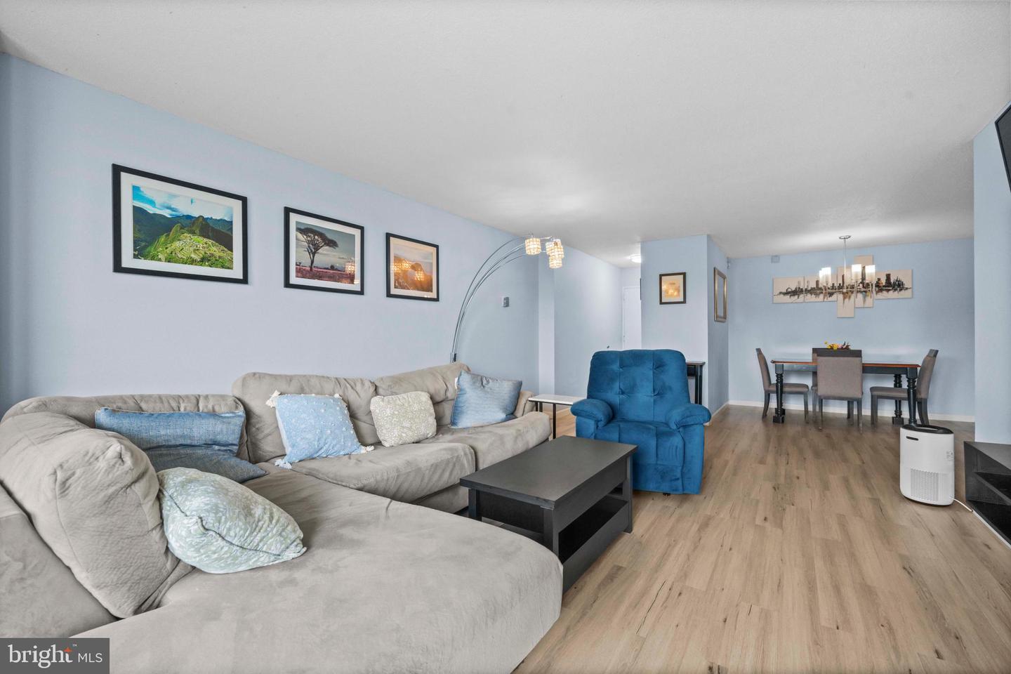 4600 S FOUR MILE RUN DR #707, ARLINGTON, Virginia 22204, 1 Bedroom Bedrooms, ,1 BathroomBathrooms,Residential,For sale,4600 S FOUR MILE RUN DR #707,VAAR2061492 MLS # VAAR2061492