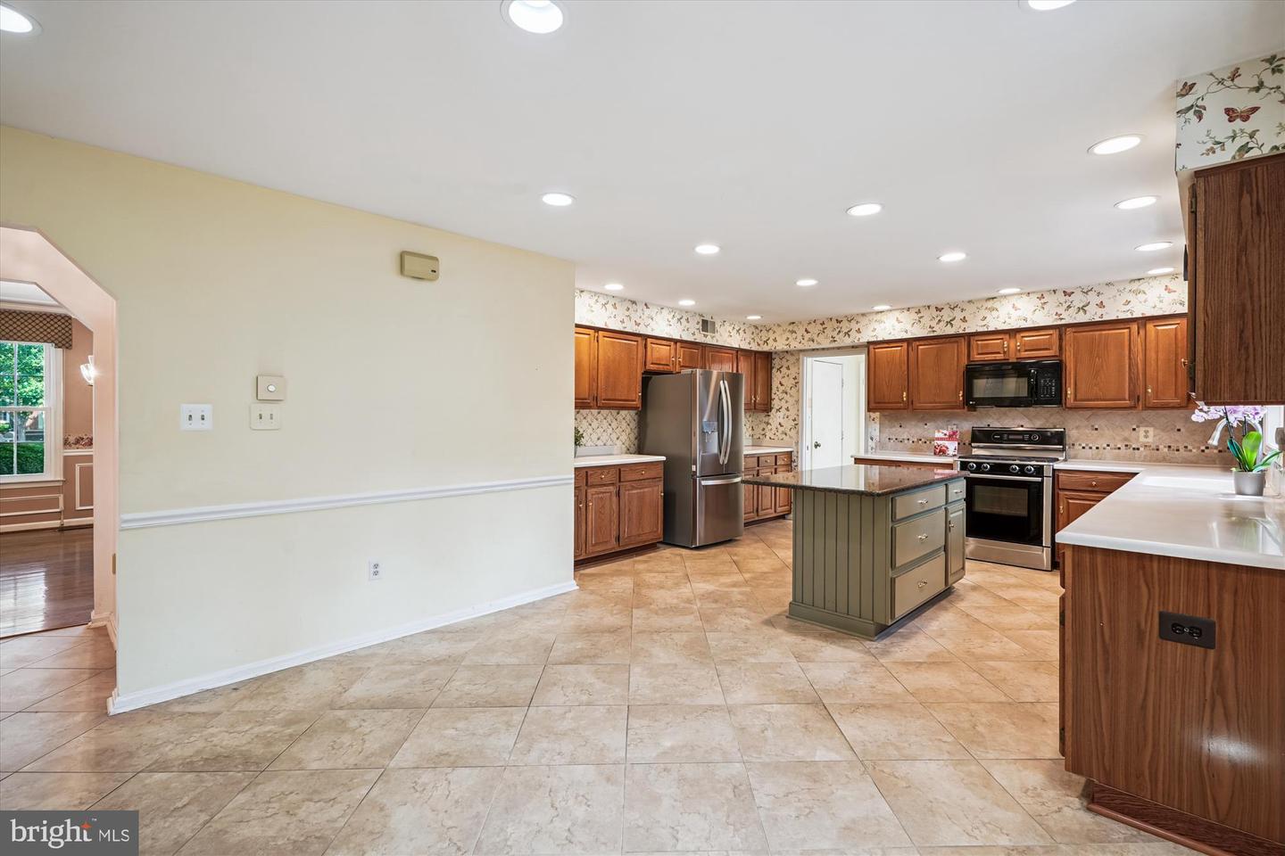 6416 GRISTMILL SQUARE TRCE, CENTREVILLE, Virginia 20120, 4 Bedrooms Bedrooms, ,3 BathroomsBathrooms,Residential,For sale,6416 GRISTMILL SQUARE TRCE,VAFX2257828 MLS # VAFX2257828