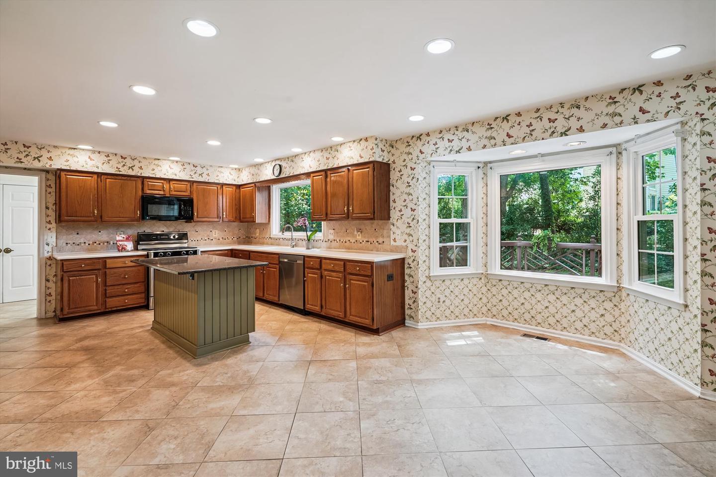 6416 GRISTMILL SQUARE TRCE, CENTREVILLE, Virginia 20120, 4 Bedrooms Bedrooms, ,3 BathroomsBathrooms,Residential,For sale,6416 GRISTMILL SQUARE TRCE,VAFX2257828 MLS # VAFX2257828