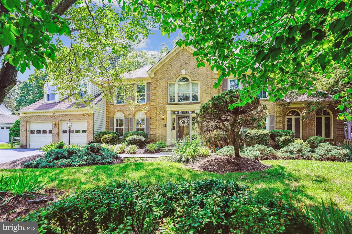 6416 GRISTMILL SQUARE TRCE, CENTREVILLE, Virginia 20120, 4 Bedrooms Bedrooms, ,3 BathroomsBathrooms,Residential,For sale,6416 GRISTMILL SQUARE TRCE,VAFX2257828 MLS # VAFX2257828