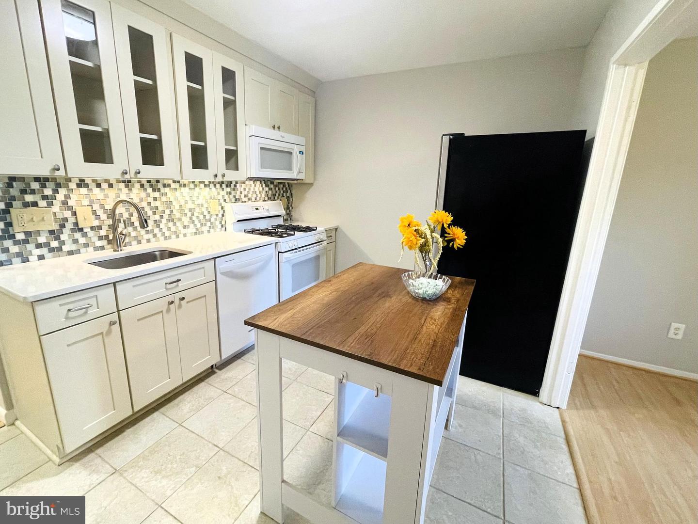 1645 PARKCREST CIR #7D/200, RESTON, Virginia 20190, 2 Bedrooms Bedrooms, ,2 BathroomsBathrooms,Residential,For sale,1645 PARKCREST CIR #7D/200,VAFX2257846 MLS # VAFX2257846