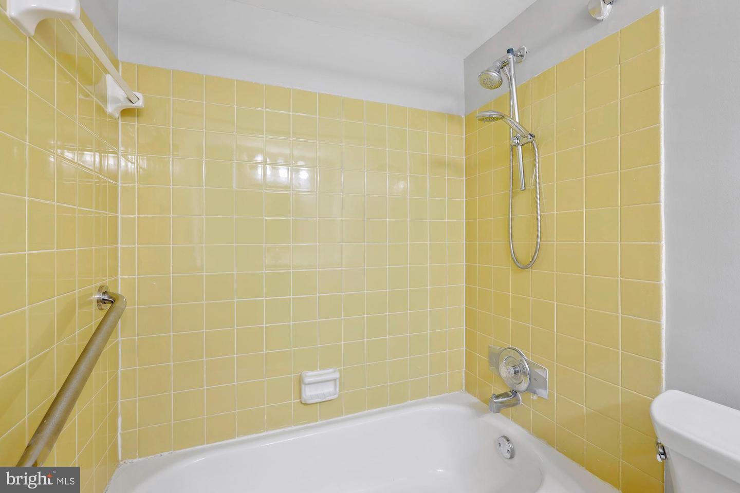 1645 PARKCREST CIR #7D/200, RESTON, Virginia 20190, 2 Bedrooms Bedrooms, ,2 BathroomsBathrooms,Residential,For sale,1645 PARKCREST CIR #7D/200,VAFX2257846 MLS # VAFX2257846