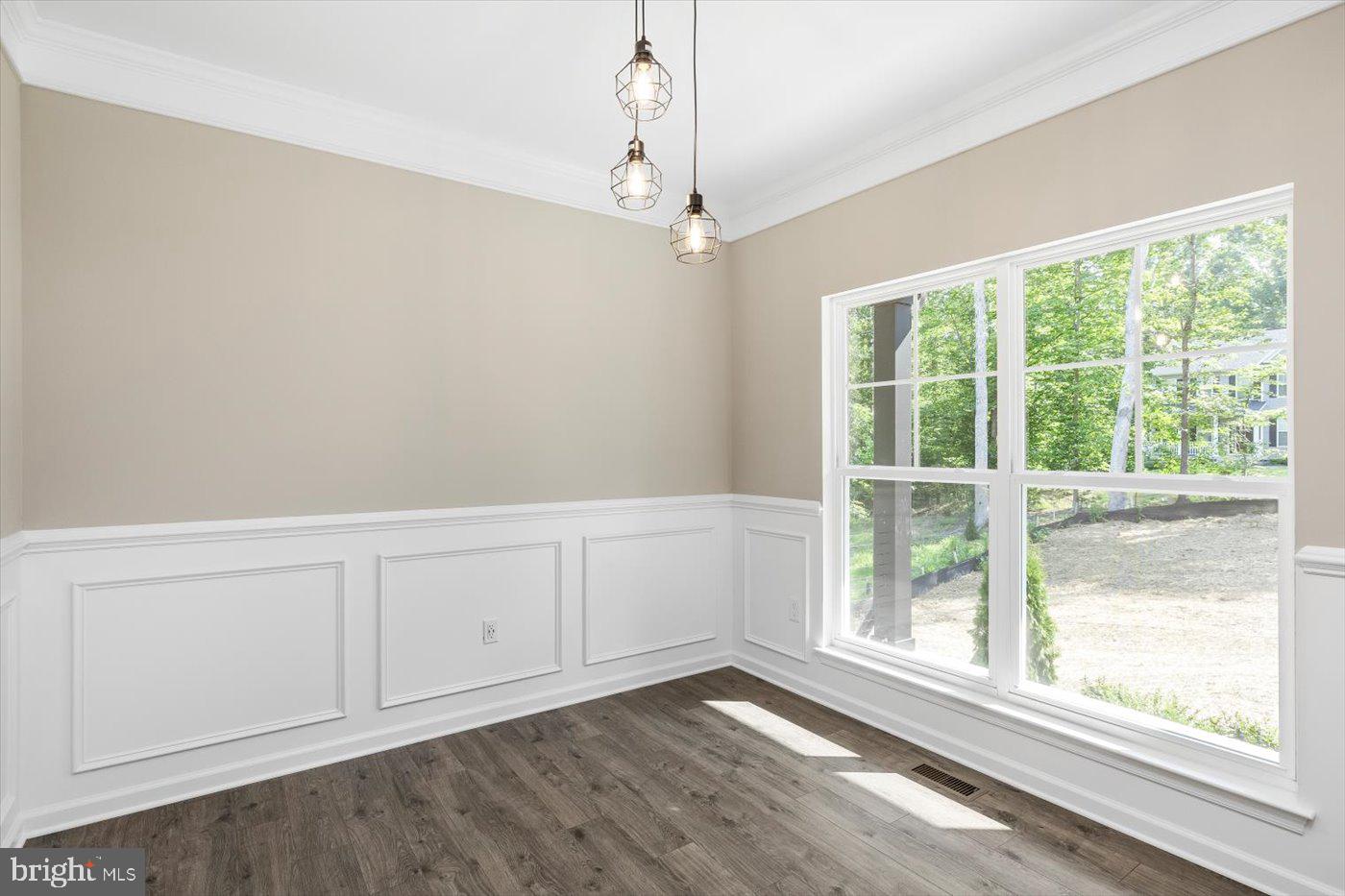 13004 JACKSONS FORD RD, SPOTSYLVANIA, Virginia 22551, 4 Bedrooms Bedrooms, ,2 BathroomsBathrooms,Residential,For sale,13004 JACKSONS FORD RD,VASP2035038 MLS # VASP2035038