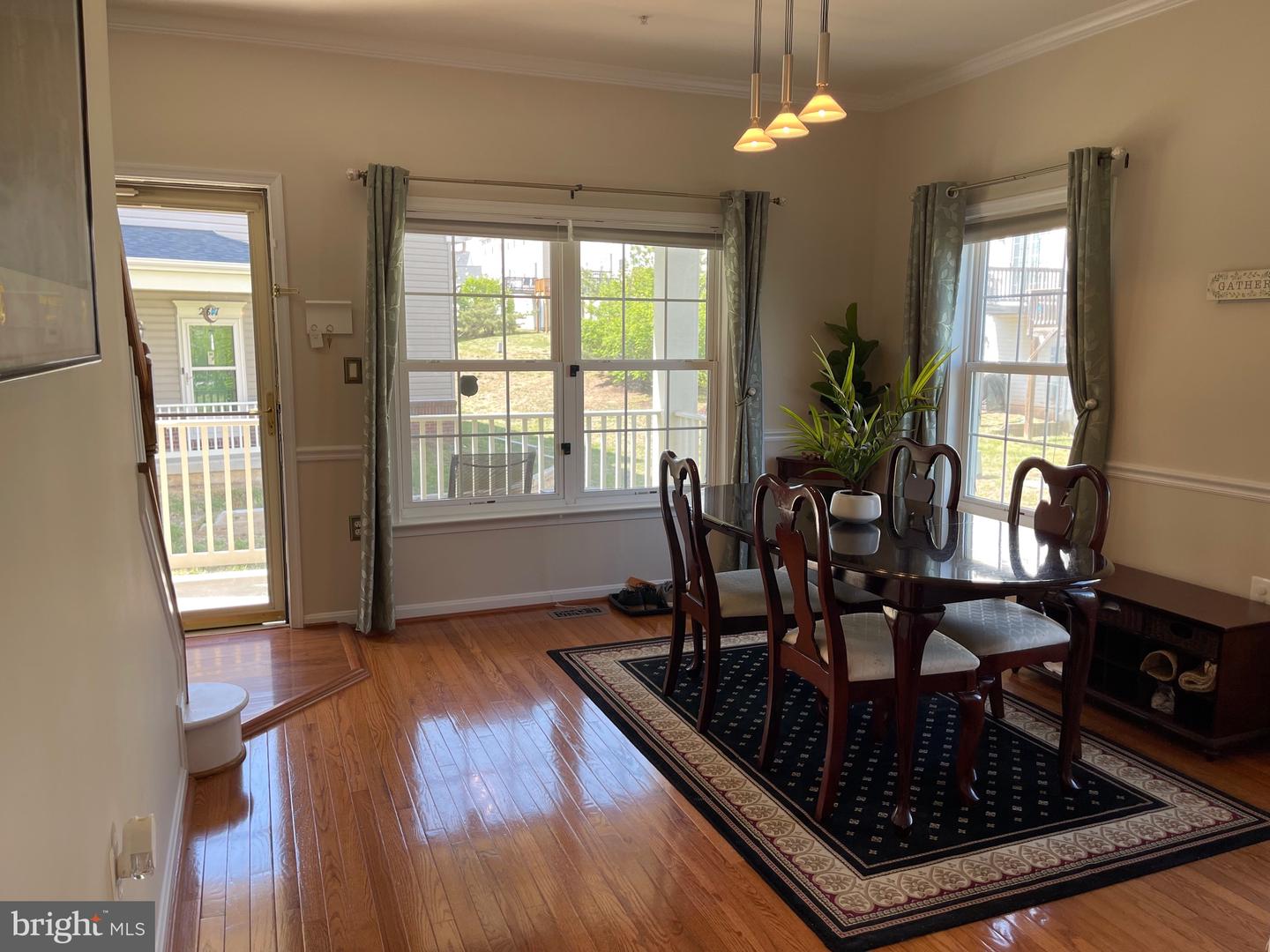2827 CHINKAPIN OAK LN, WOODBRIDGE, Virginia 22191, 3 Bedrooms Bedrooms, ,2 BathroomsBathrooms,Residential,For sale,2827 CHINKAPIN OAK LN,VAPW2100118 MLS # VAPW2100118