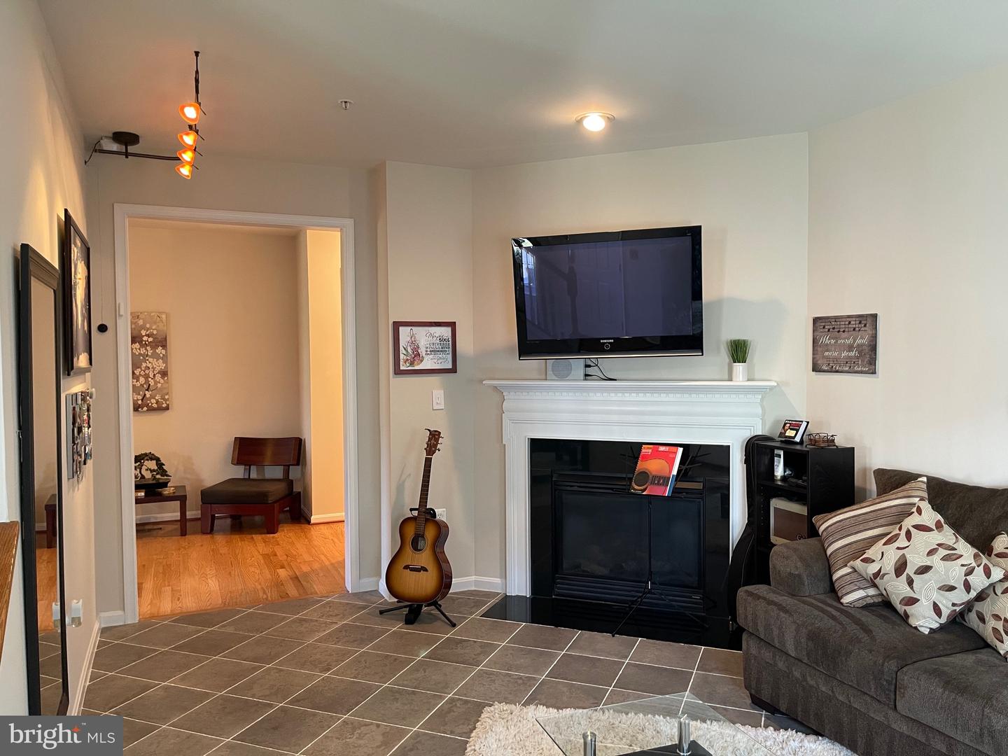 2827 CHINKAPIN OAK LN, WOODBRIDGE, Virginia 22191, 3 Bedrooms Bedrooms, ,2 BathroomsBathrooms,Residential,For sale,2827 CHINKAPIN OAK LN,VAPW2100118 MLS # VAPW2100118