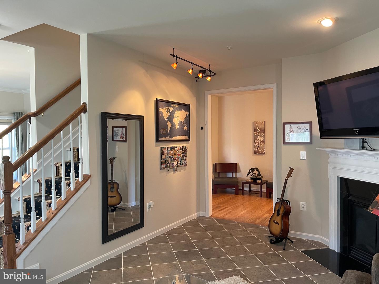 2827 CHINKAPIN OAK LN, WOODBRIDGE, Virginia 22191, 3 Bedrooms Bedrooms, ,2 BathroomsBathrooms,Residential,For sale,2827 CHINKAPIN OAK LN,VAPW2100118 MLS # VAPW2100118