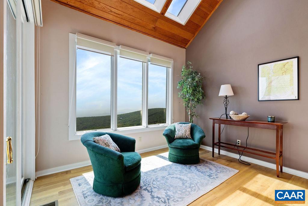 1566 VISTAS, WINTERGREEN, Virginia 22967, 3 Bedrooms Bedrooms, ,3 BathroomsBathrooms,Residential,For sale,1566 VISTAS,667249 MLS # 667249