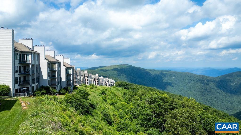 1566 VISTAS, WINTERGREEN, Virginia 22967, 3 Bedrooms Bedrooms, ,3 BathroomsBathrooms,Residential,For sale,1566 VISTAS,667249 MLS # 667249