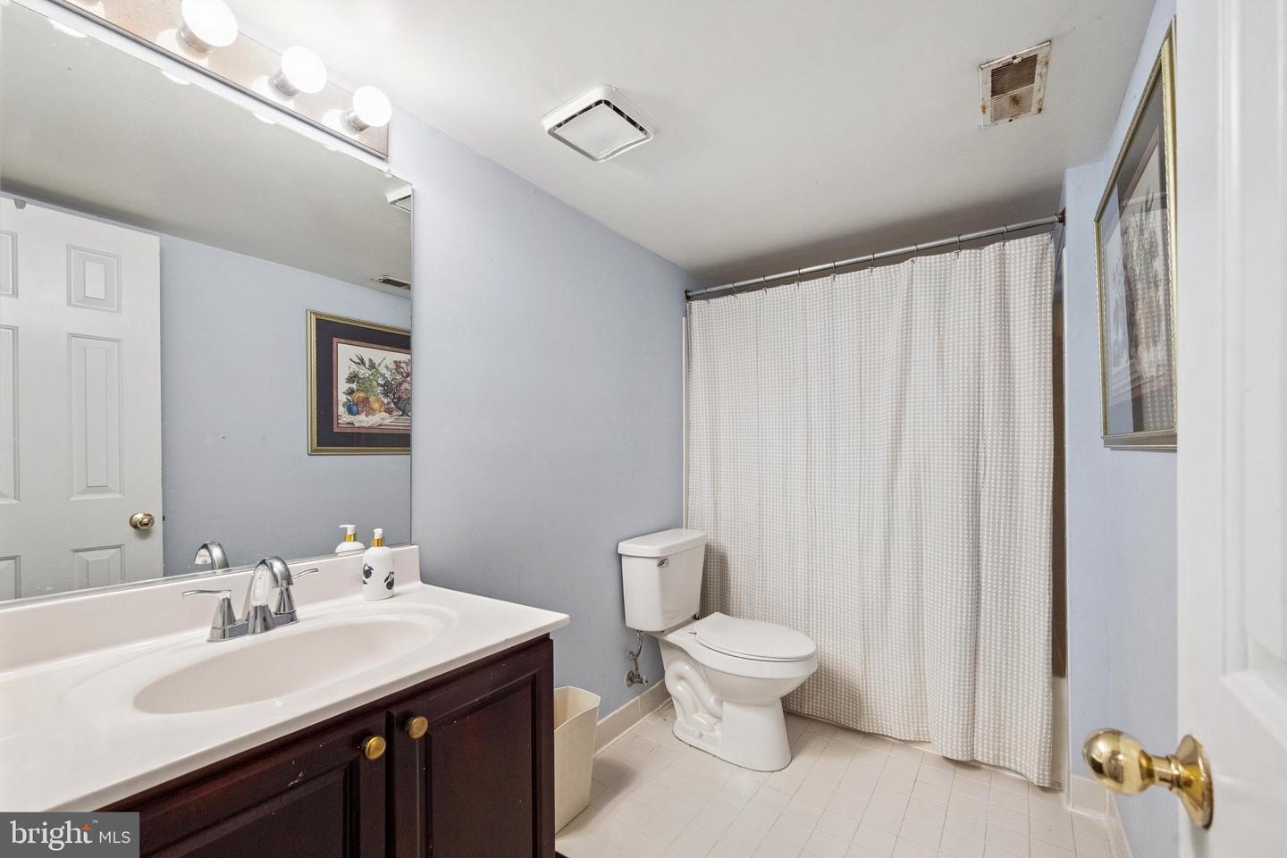 13898 OLD NURSERY CT, CHANTILLY, Virginia 20151, 4 Bedrooms Bedrooms, ,4 BathroomsBathrooms,Residential,For sale,13898 OLD NURSERY CT,VAFX2257864 MLS # VAFX2257864