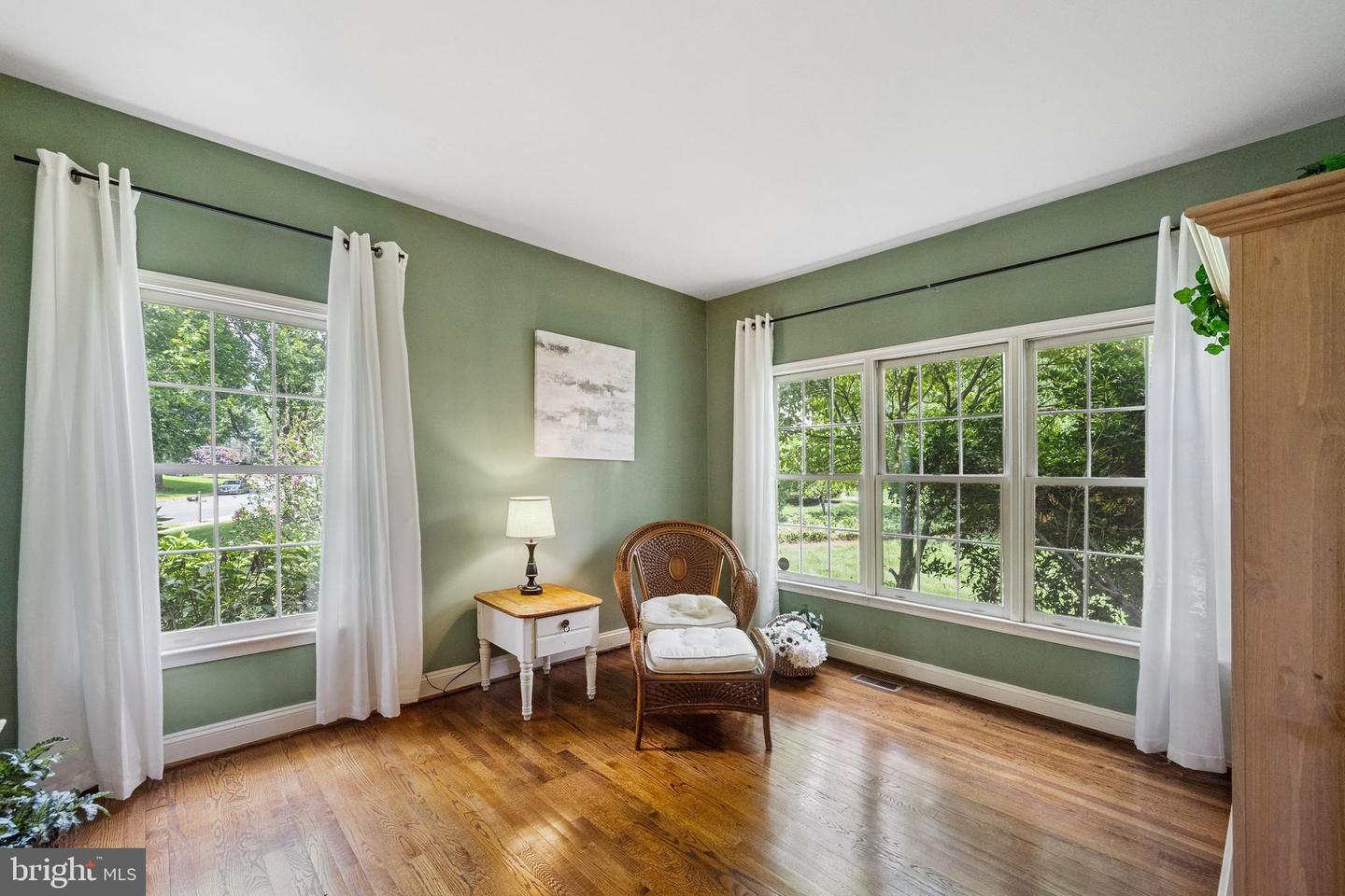 13898 OLD NURSERY CT, CHANTILLY, Virginia 20151, 4 Bedrooms Bedrooms, ,4 BathroomsBathrooms,Residential,For sale,13898 OLD NURSERY CT,VAFX2257864 MLS # VAFX2257864
