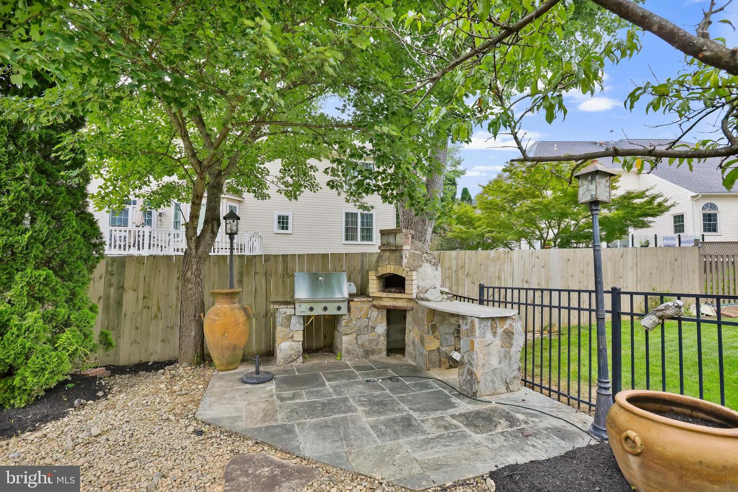 2054 MADRILLON RD, VIENNA, Virginia 22182, 4 Bedrooms Bedrooms, ,4 BathroomsBathrooms,Residential,For sale,2054 MADRILLON RD,VAFX2257888 MLS # VAFX2257888