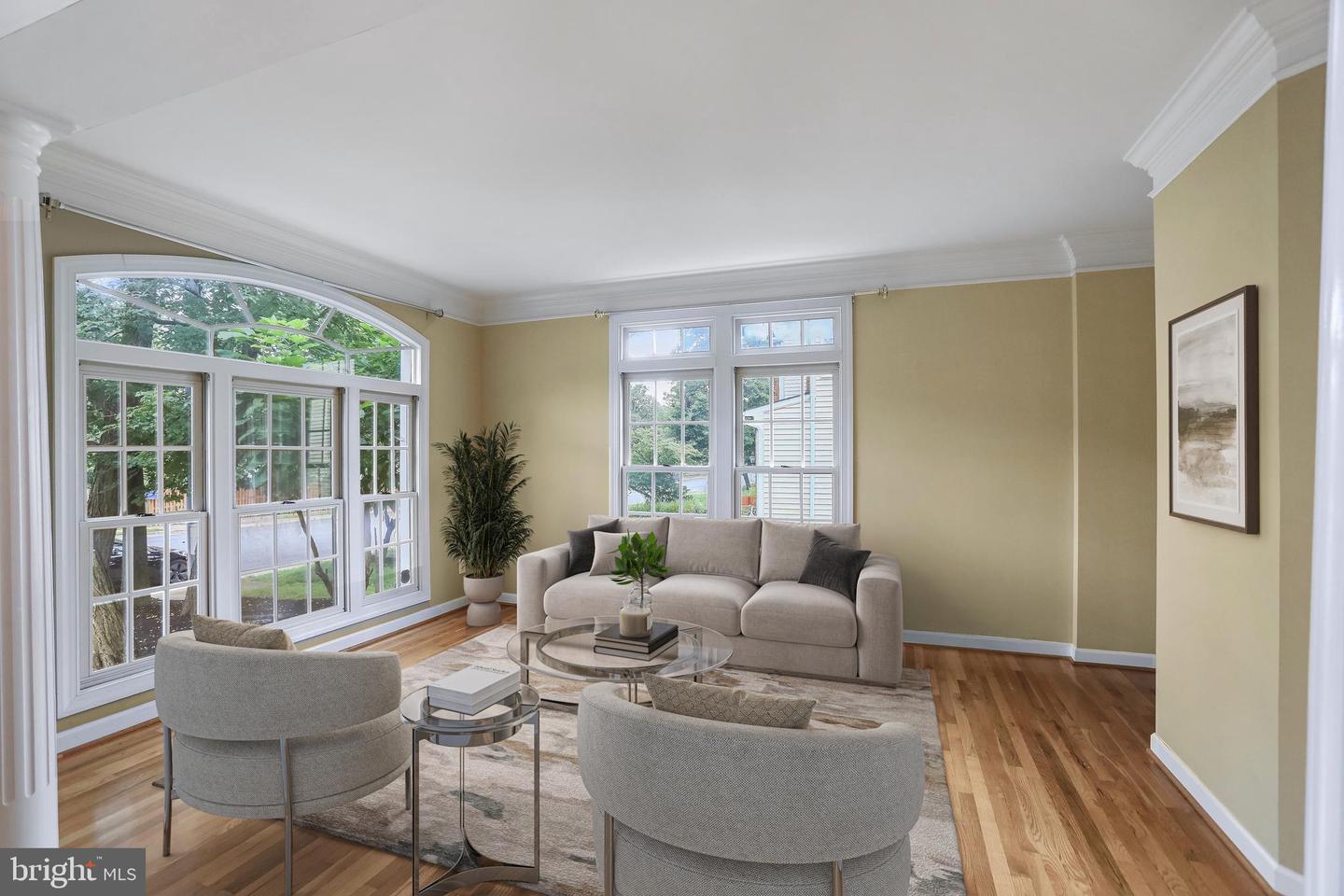 2054 MADRILLON RD, VIENNA, Virginia 22182, 4 Bedrooms Bedrooms, ,4 BathroomsBathrooms,Residential,For sale,2054 MADRILLON RD,VAFX2257888 MLS # VAFX2257888