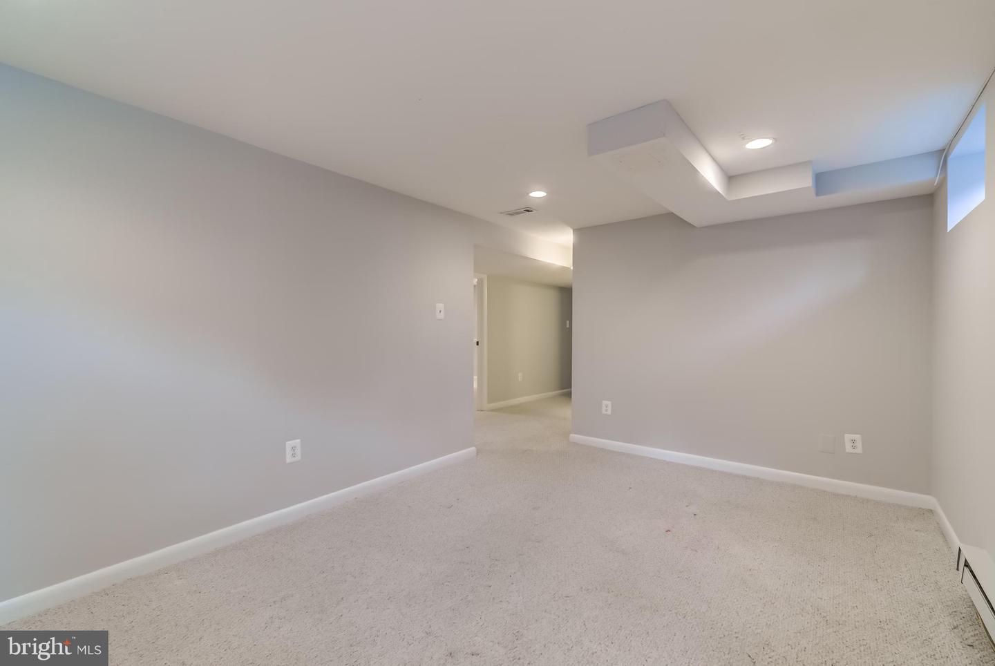 6822 FLOYD AVE, SPRINGFIELD, Virginia 22150, 3 Bedrooms Bedrooms, ,2 BathroomsBathrooms,Residential,For sale,6822 FLOYD AVE,VAFX2257902 MLS # VAFX2257902