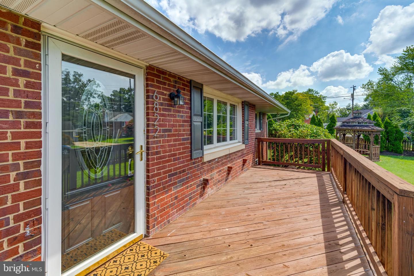 6822 FLOYD AVE, SPRINGFIELD, Virginia 22150, 3 Bedrooms Bedrooms, ,2 BathroomsBathrooms,Residential,For sale,6822 FLOYD AVE,VAFX2257902 MLS # VAFX2257902