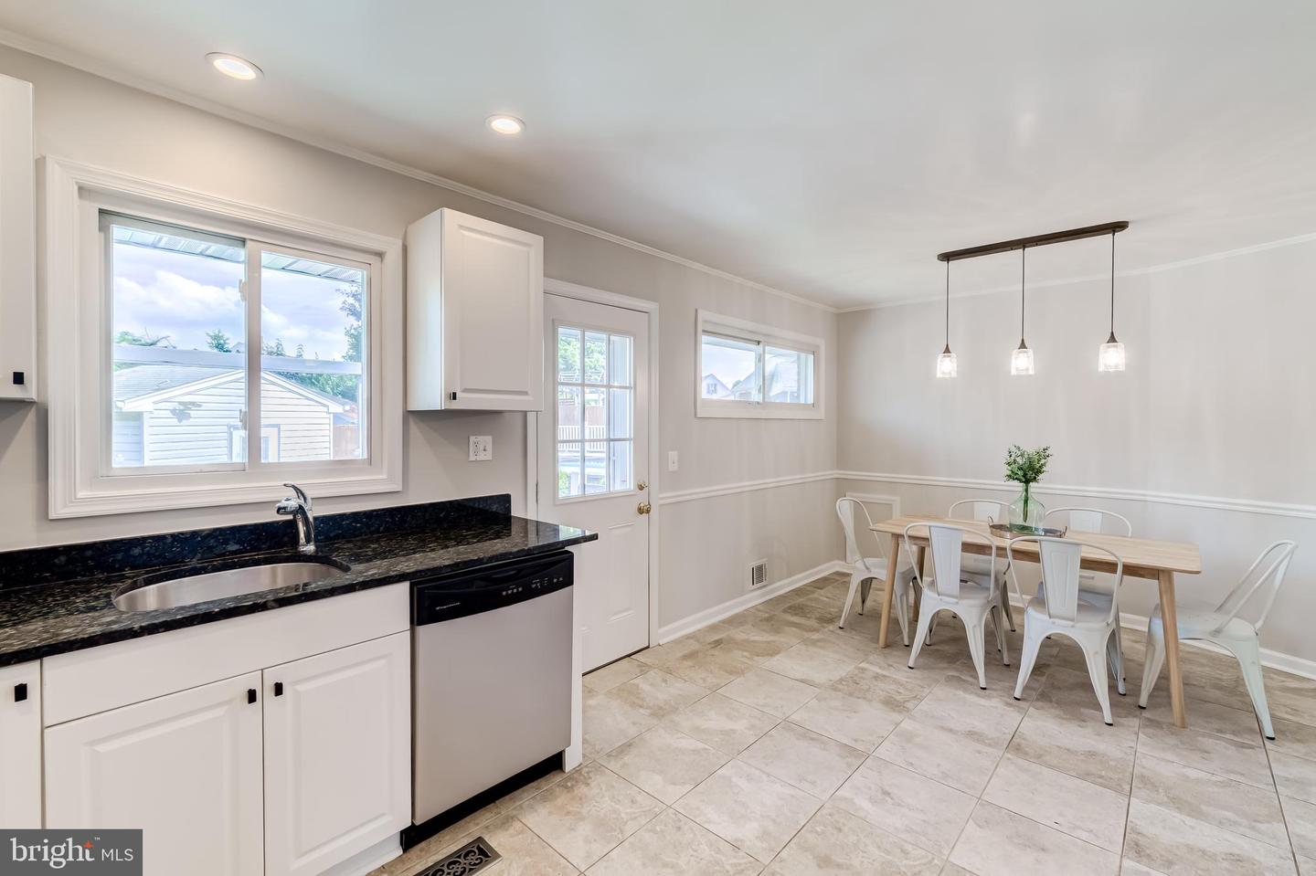 6822 FLOYD AVE, SPRINGFIELD, Virginia 22150, 3 Bedrooms Bedrooms, ,2 BathroomsBathrooms,Residential,For sale,6822 FLOYD AVE,VAFX2257902 MLS # VAFX2257902