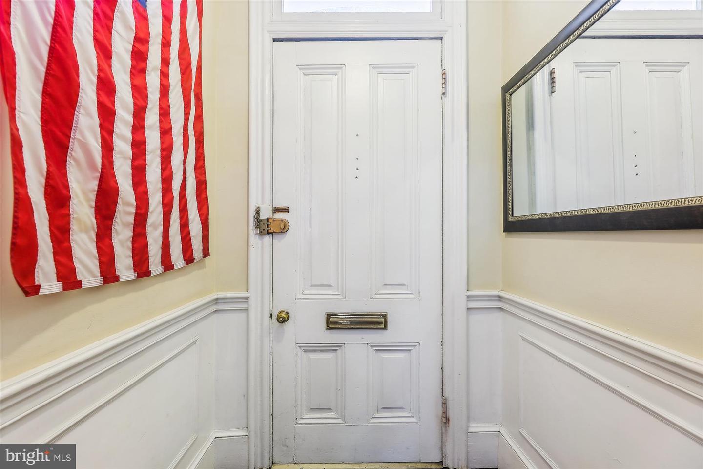 719 GIBBON ST, ALEXANDRIA, Virginia 22314, 3 Bedrooms Bedrooms, ,3 BathroomsBathrooms,Residential,For sale,719 GIBBON ST,VAAX2047922 MLS # VAAX2047922