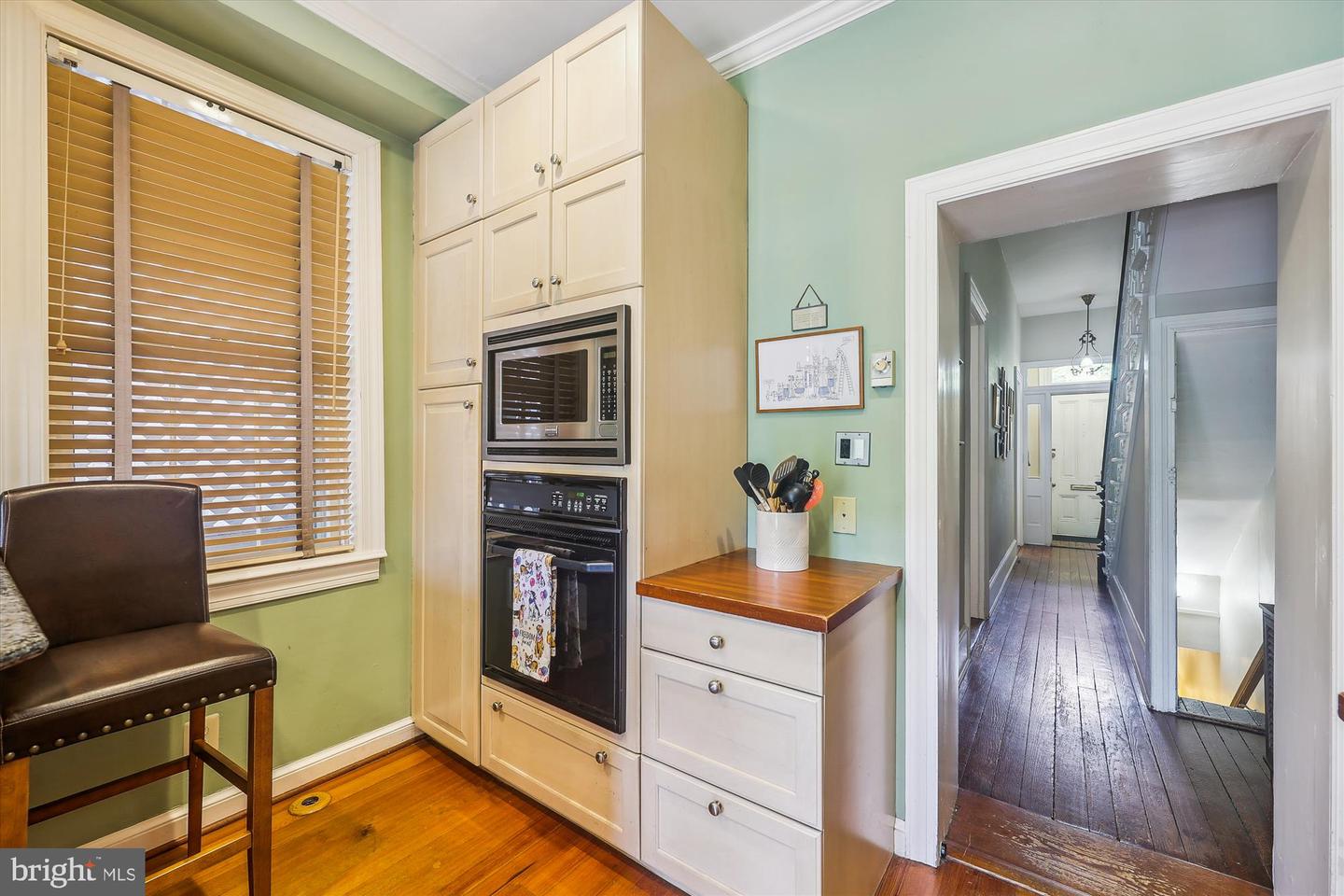 719 GIBBON ST, ALEXANDRIA, Virginia 22314, 3 Bedrooms Bedrooms, ,3 BathroomsBathrooms,Residential,For sale,719 GIBBON ST,VAAX2047922 MLS # VAAX2047922