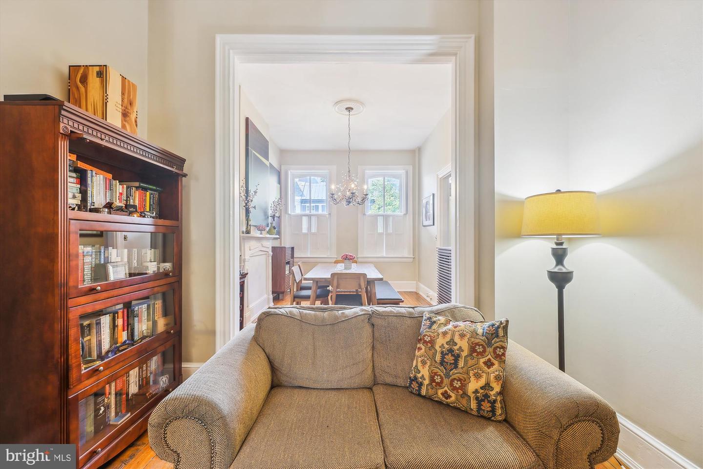 719 GIBBON ST, ALEXANDRIA, Virginia 22314, 3 Bedrooms Bedrooms, ,3 BathroomsBathrooms,Residential,For sale,719 GIBBON ST,VAAX2047922 MLS # VAAX2047922