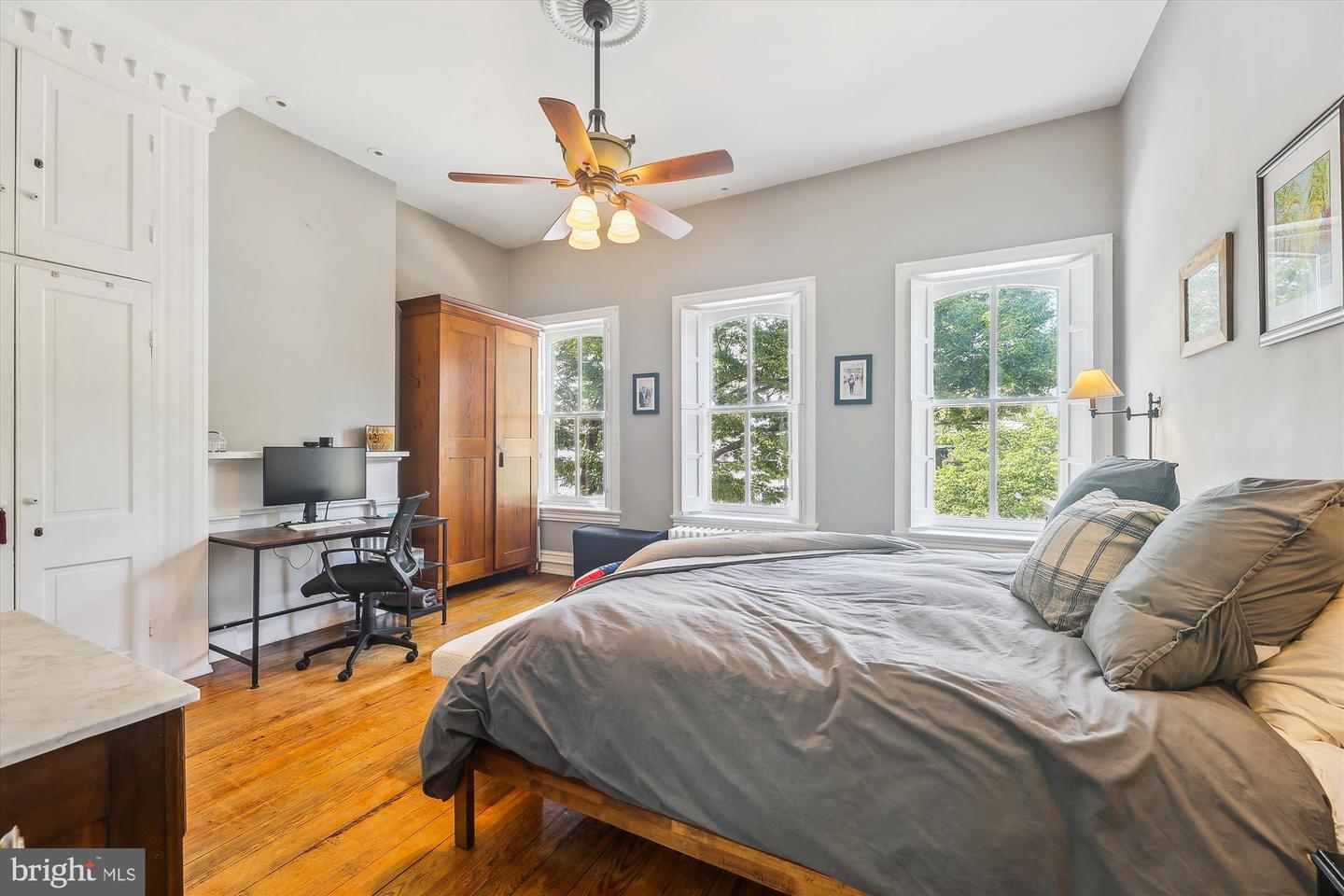 719 GIBBON ST, ALEXANDRIA, Virginia 22314, 3 Bedrooms Bedrooms, ,3 BathroomsBathrooms,Residential,For sale,719 GIBBON ST,VAAX2047922 MLS # VAAX2047922