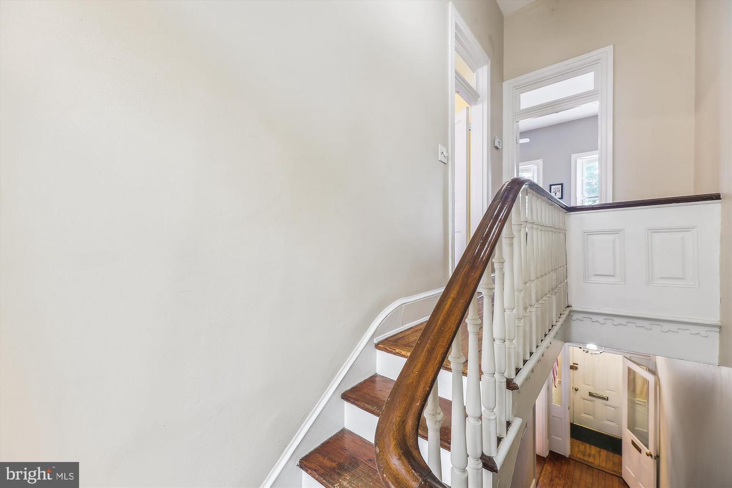 719 GIBBON ST, ALEXANDRIA, Virginia 22314, 3 Bedrooms Bedrooms, ,3 BathroomsBathrooms,Residential,For sale,719 GIBBON ST,VAAX2047922 MLS # VAAX2047922