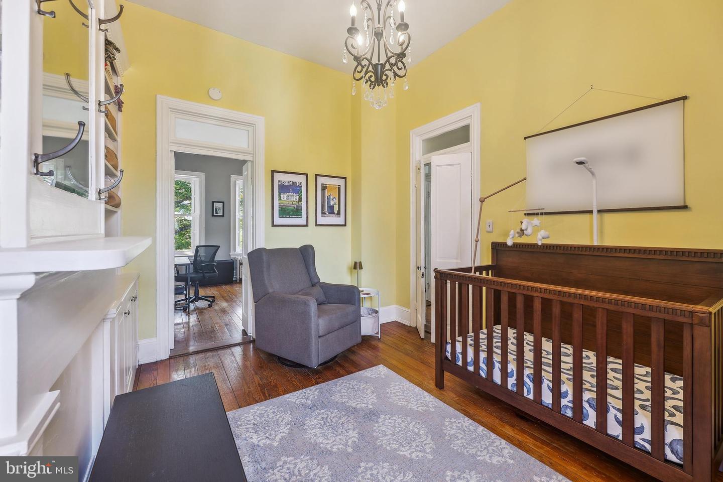 719 GIBBON ST, ALEXANDRIA, Virginia 22314, 3 Bedrooms Bedrooms, ,3 BathroomsBathrooms,Residential,For sale,719 GIBBON ST,VAAX2047922 MLS # VAAX2047922