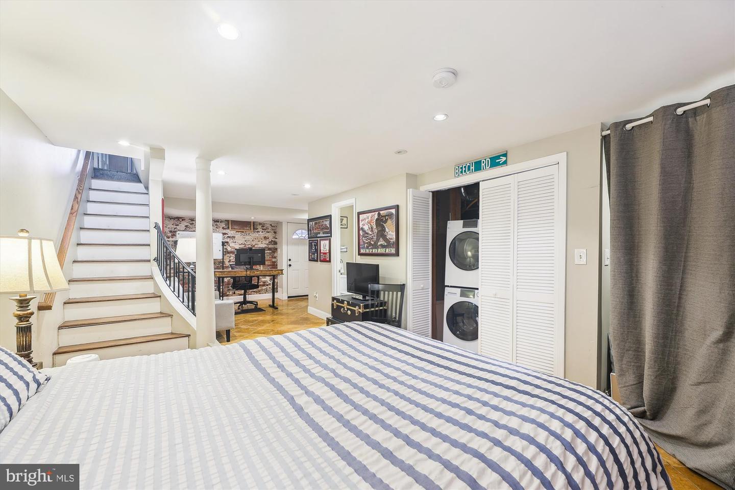 719 GIBBON ST, ALEXANDRIA, Virginia 22314, 3 Bedrooms Bedrooms, ,3 BathroomsBathrooms,Residential,For sale,719 GIBBON ST,VAAX2047922 MLS # VAAX2047922