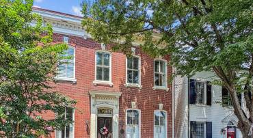 719 GIBBON ST, ALEXANDRIA, Virginia 22314, 3 Bedrooms Bedrooms, ,3 BathroomsBathrooms,Residential,For sale,719 GIBBON ST,VAAX2047922 MLS # VAAX2047922