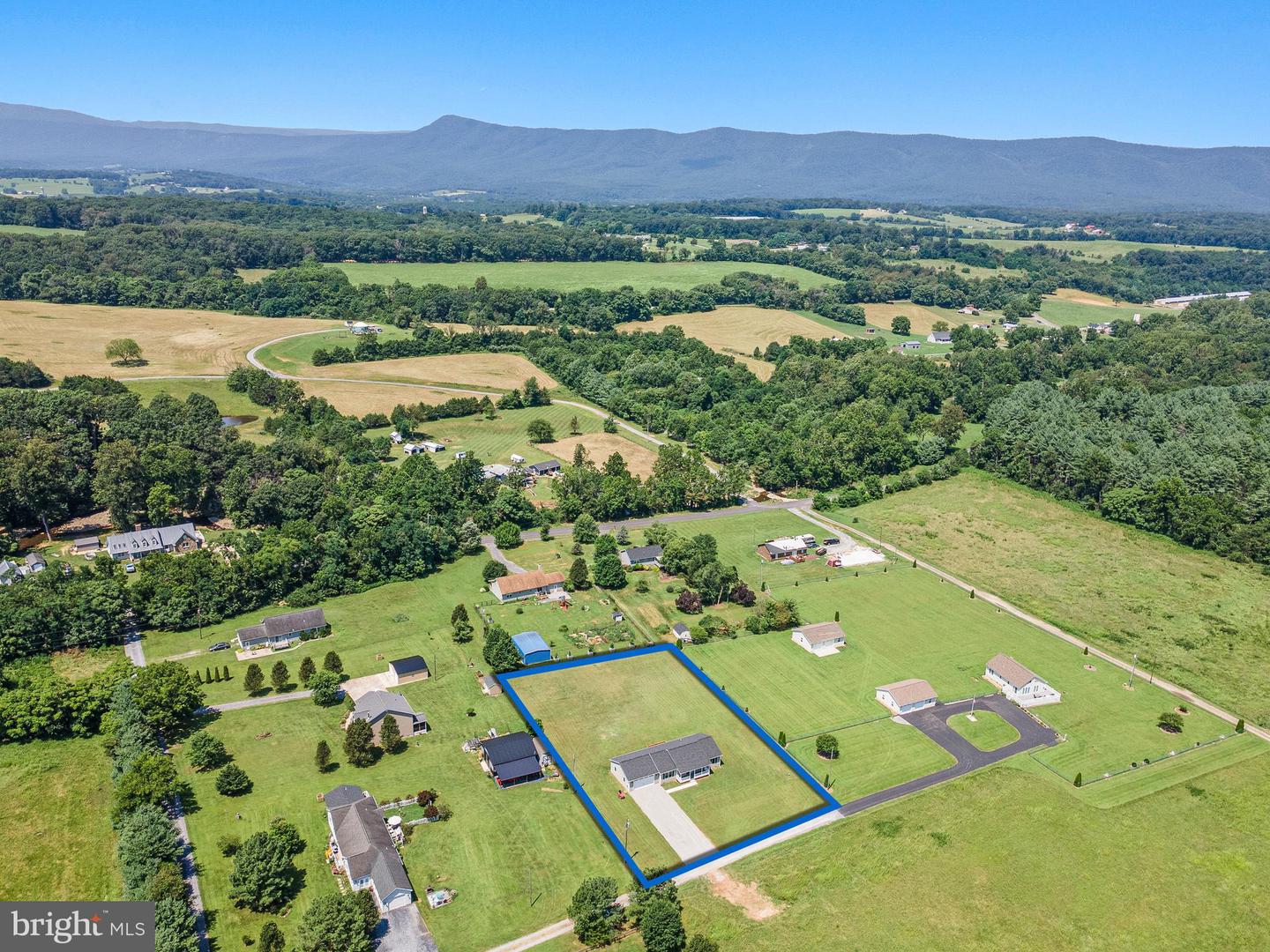137 GOLDFINCH LN, LURAY, Virginia 22835, 3 Bedrooms Bedrooms, ,2 BathroomsBathrooms,Residential,For sale,137 GOLDFINCH LN,VAPA2005190 MLS # VAPA2005190