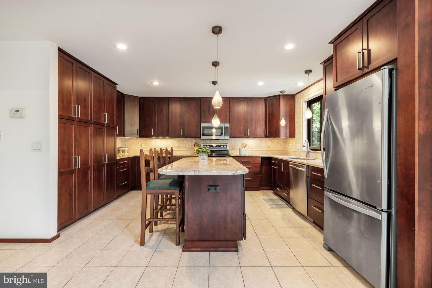 10729 RIVER RUN DR, MANASSAS, Virginia 20112, 4 Bedrooms Bedrooms, ,2 BathroomsBathrooms,Residential,For sale,10729 RIVER RUN DR,VAPW2100144 MLS # VAPW2100144