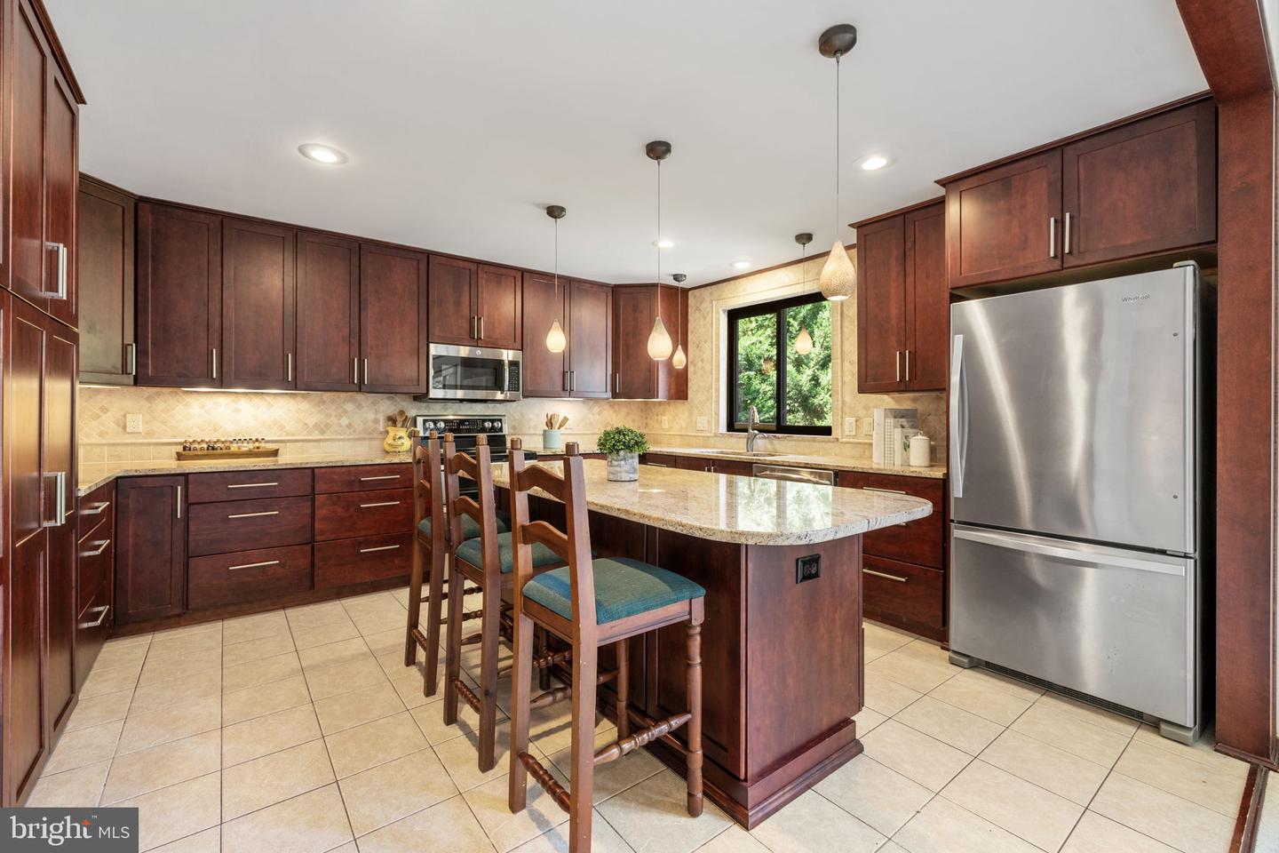 10729 RIVER RUN DR, MANASSAS, Virginia 20112, 4 Bedrooms Bedrooms, ,2 BathroomsBathrooms,Residential,For sale,10729 RIVER RUN DR,VAPW2100144 MLS # VAPW2100144