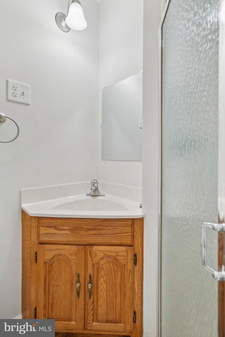 21475 THOMS RD, ELKWOOD, Virginia 22718, 3 Bedrooms Bedrooms, 6 Rooms Rooms,2 BathroomsBathrooms,Residential,For sale,21475 THOMS RD,VACU2011108 MLS # VACU2011108