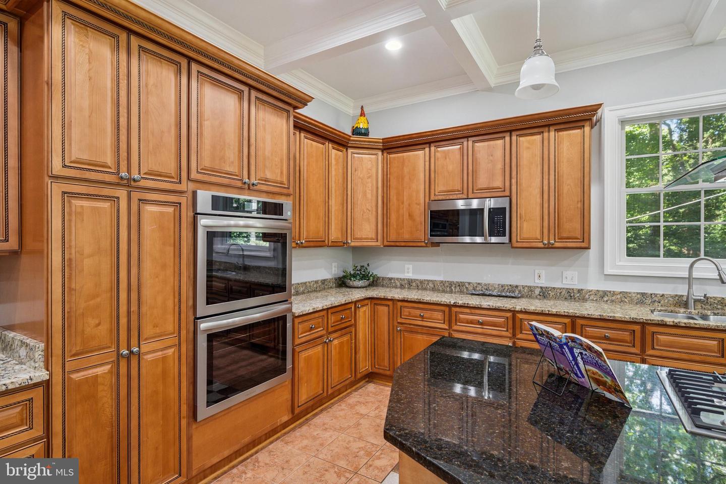 3905 HUMMER, ANNANDALE, Virginia 22003, 7 Bedrooms Bedrooms, 21 Rooms Rooms,6 BathroomsBathrooms,Residential,For sale,3905 HUMMER,VAFX2258040 MLS # VAFX2258040