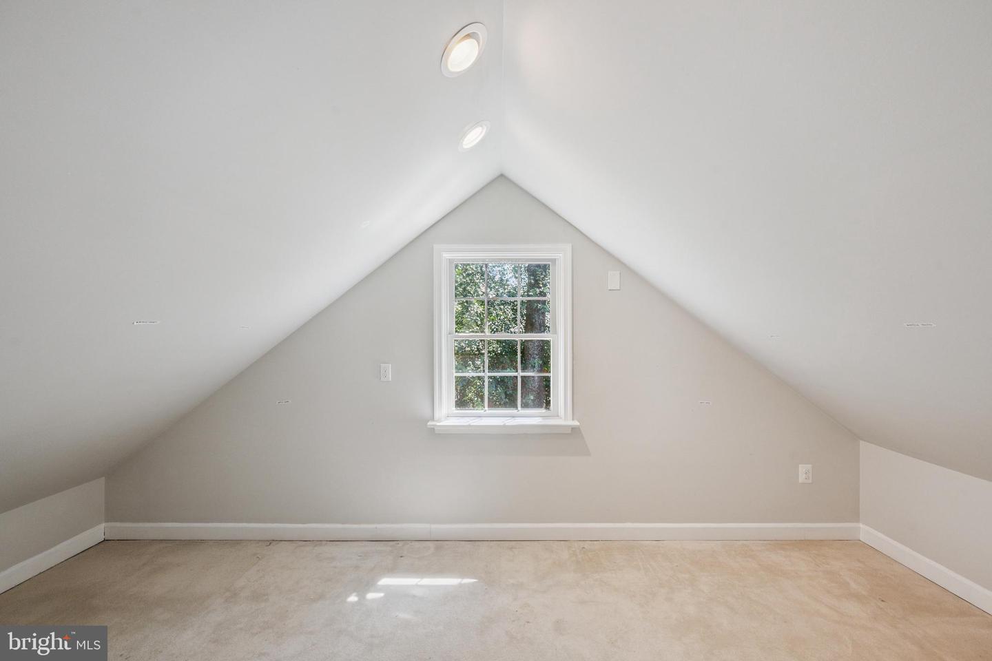 3905 HUMMER, ANNANDALE, Virginia 22003, 7 Bedrooms Bedrooms, 21 Rooms Rooms,6 BathroomsBathrooms,Residential,For sale,3905 HUMMER,VAFX2258040 MLS # VAFX2258040