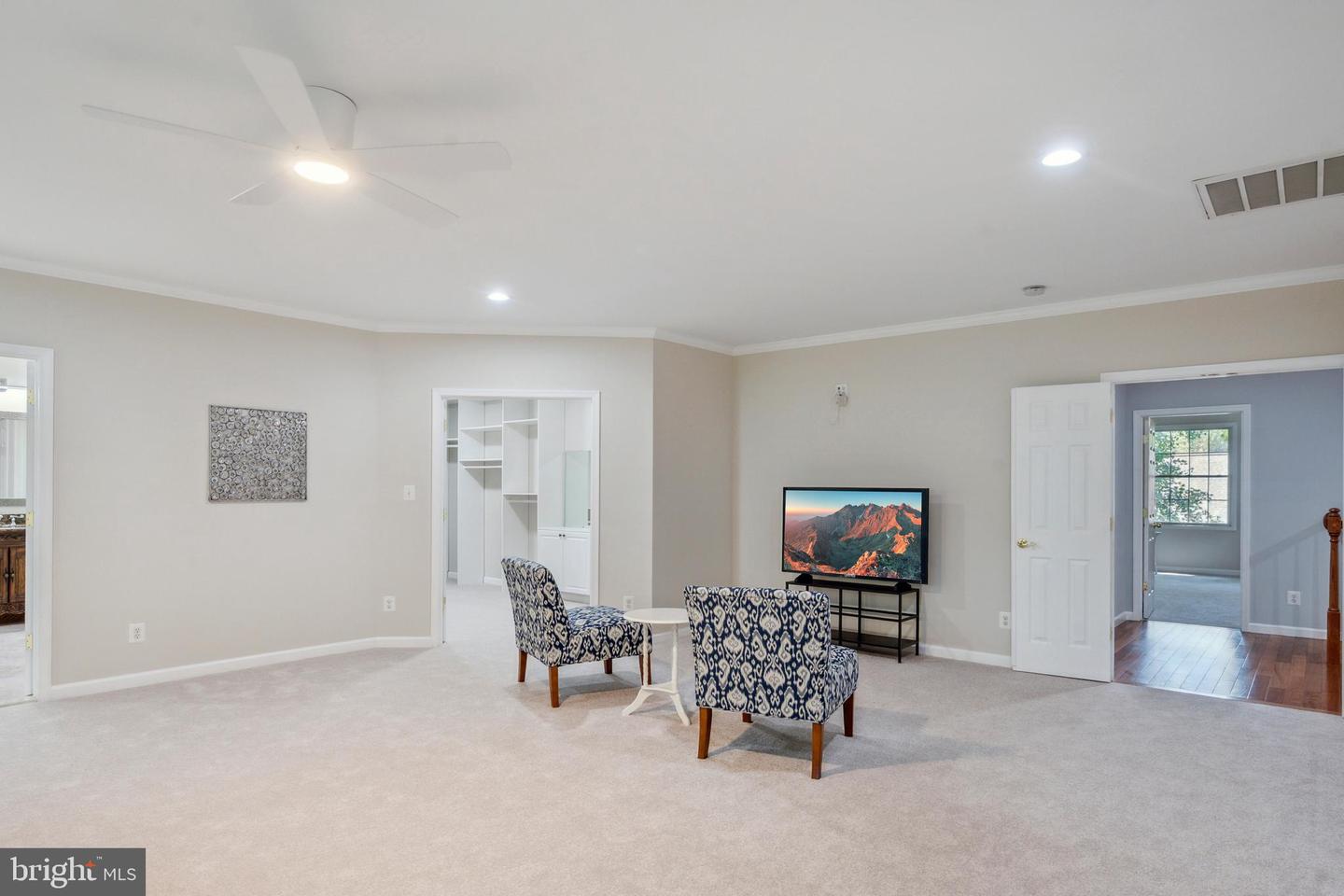 3905 HUMMER, ANNANDALE, Virginia 22003, 7 Bedrooms Bedrooms, 21 Rooms Rooms,6 BathroomsBathrooms,Residential,For sale,3905 HUMMER,VAFX2258040 MLS # VAFX2258040
