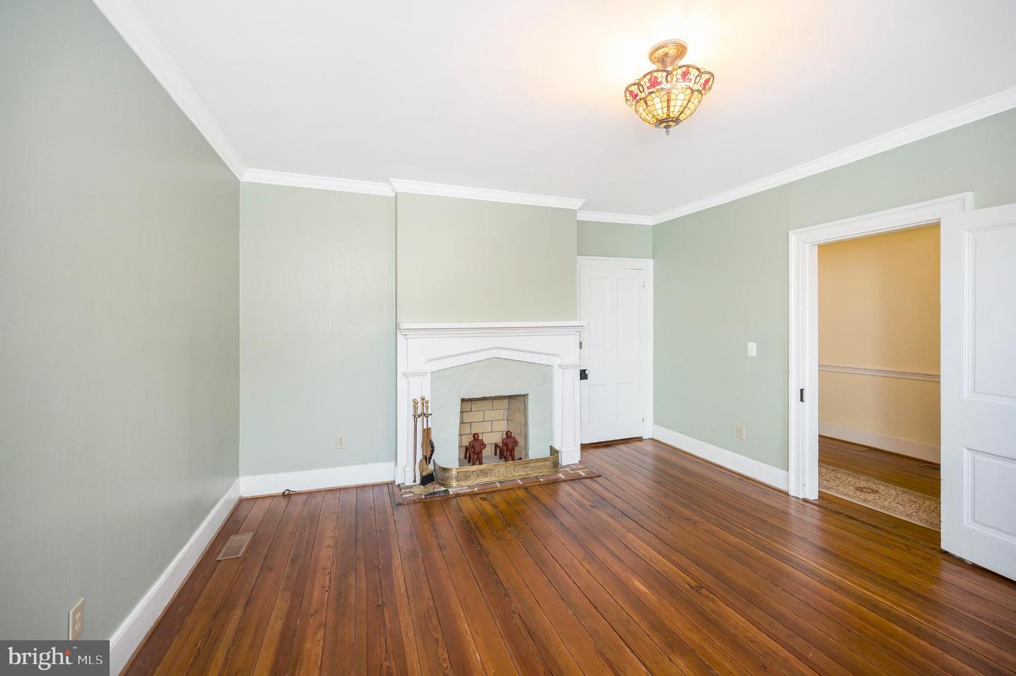 1102 PRINCE EDWARD ST, FREDERICKSBURG, Virginia 22401, 3 Bedrooms Bedrooms, 11 Rooms Rooms,2 BathroomsBathrooms,Residential,For sale,1102 PRINCE EDWARD ST,VAFB2008666 MLS # VAFB2008666