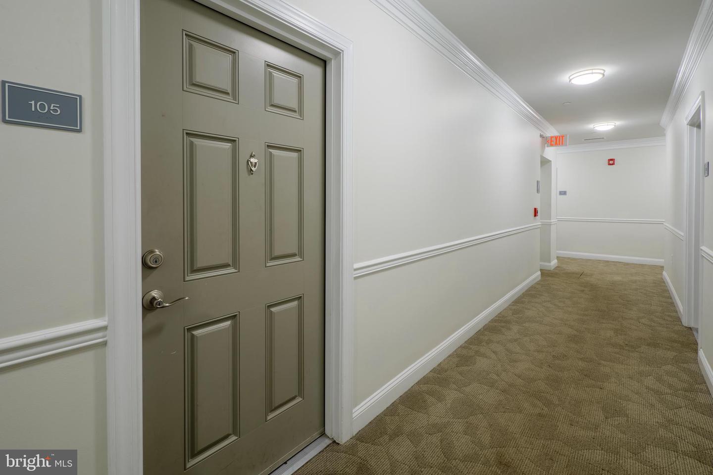 2101 N MONROE ST #105, ARLINGTON, Virginia 22207, 1 Bedroom Bedrooms, ,1 BathroomBathrooms,Residential,For sale,2101 N MONROE ST #105,VAAR2061528 MLS # VAAR2061528