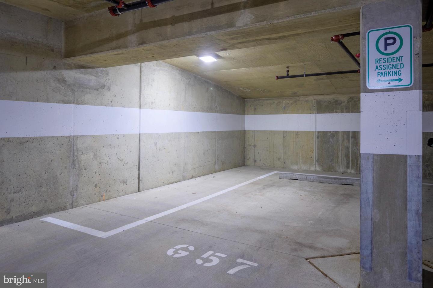 2101 N MONROE ST #105, ARLINGTON, Virginia 22207, 1 Bedroom Bedrooms, ,1 BathroomBathrooms,Residential,For sale,2101 N MONROE ST #105,VAAR2061528 MLS # VAAR2061528