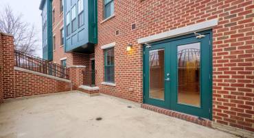 2101 N MONROE ST #105, ARLINGTON, Virginia 22207, 1 Bedroom Bedrooms, ,1 BathroomBathrooms,Residential,For sale,2101 N MONROE ST #105,VAAR2061528 MLS # VAAR2061528